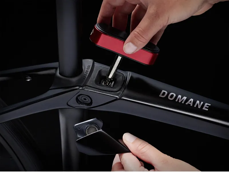 Trek Domane SL 6 Gen 4  in Satin Black Trek Black-5